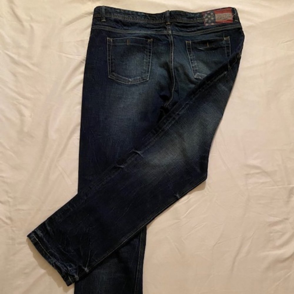 Jeans - Picture 4 of 4